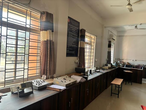 Analog Electronics Laboratory